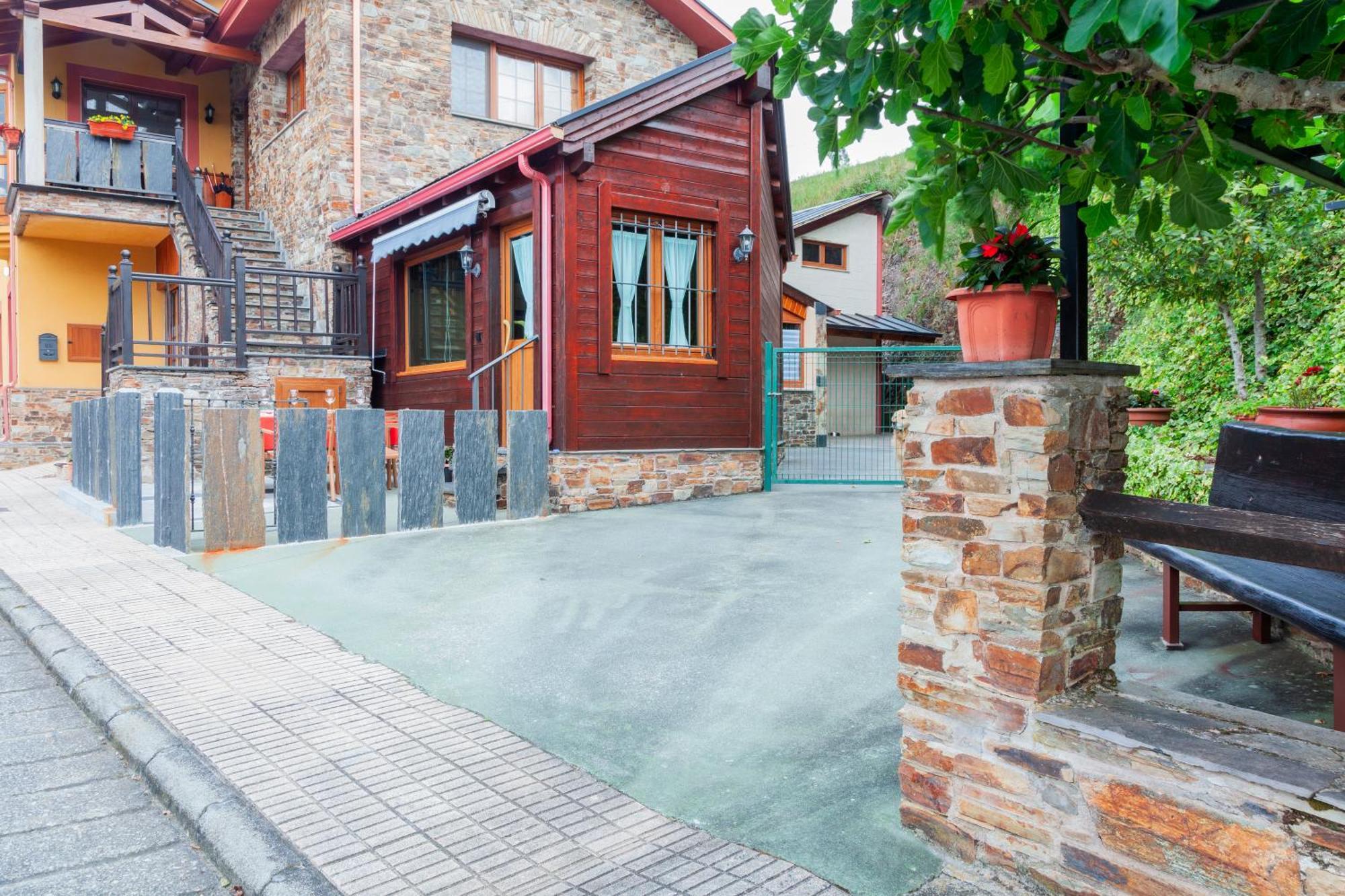 Apartamentos Rurales Tin Turismo Santa Eulalia de Oscos Dış mekan fotoğraf